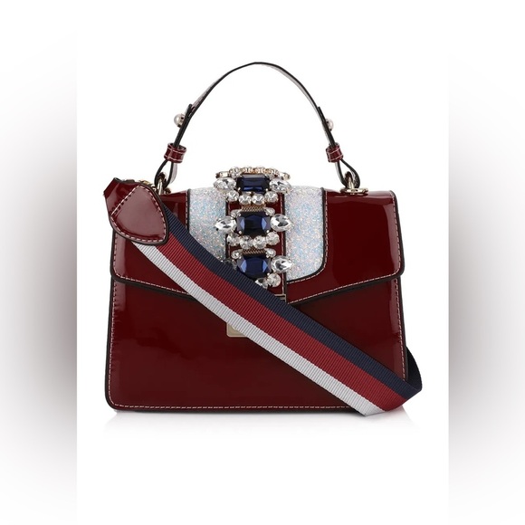 Izzy K All Decked Up Cherry Red Handbag EUC LNC - Picture 4 of 11